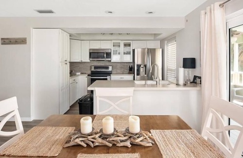 Englewood Condo | Manasota "Key" Condo!
