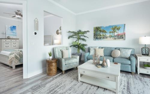 Cape Harbour Apartment | Manatee Suite 2 Funky Fish House at Cape Harbour