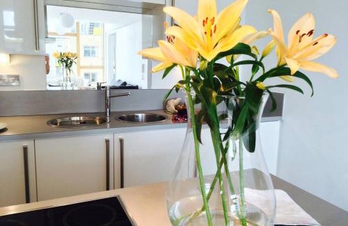 Northern Quarter Apartment | Manchester City Centre Modern 3bed 2bath Apartment PENTHOUSE Northern Quarter, Sleeps 10