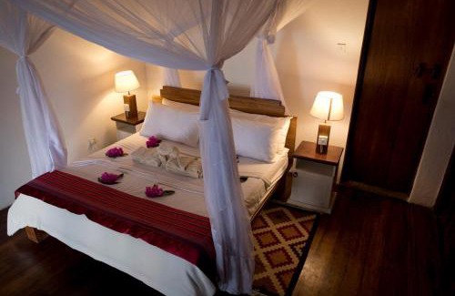 Manda Island Ski Chalet | Mandarina Beach House