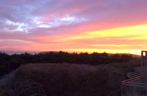 Bodega Bay House | Mandolin Wind - Private retreat with filtered ocean view and hot tub