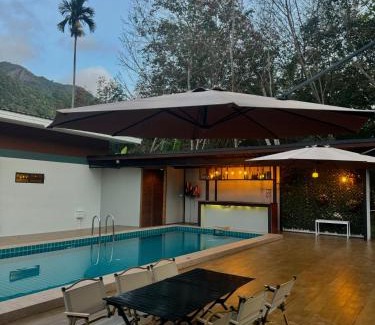 Khanom Villa | Manee Poolvilla