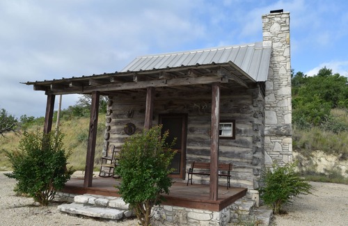Doss Cabin | Maner Log Cabin romantic private log cabin away from it all, amazing views