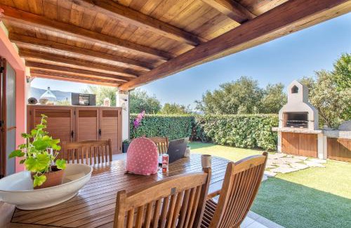 Badesi House | Manessy