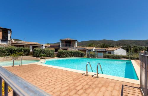 Badesi House | Manessy