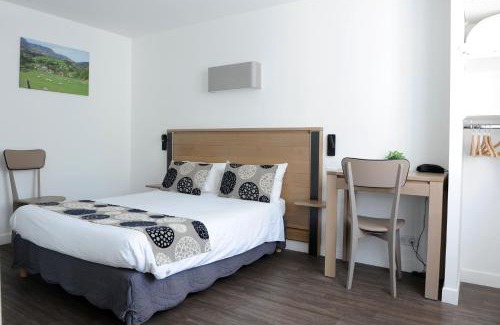 Saint-Etienne-de-Baigorry Hotel | Manexenea