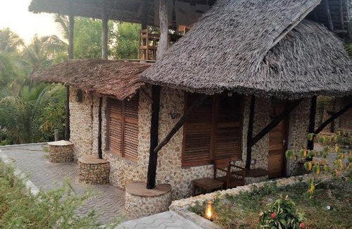 Mafia Island Bed & Breakfast | Mange eco lodge