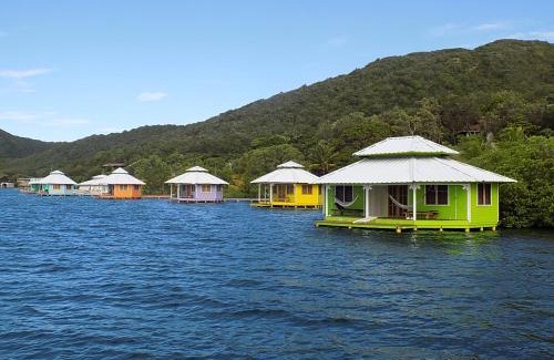 Roatan Resort | Mango Creek Lodge