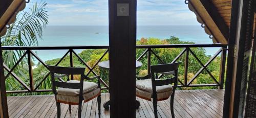 Praslin Island House | Mango Lodge