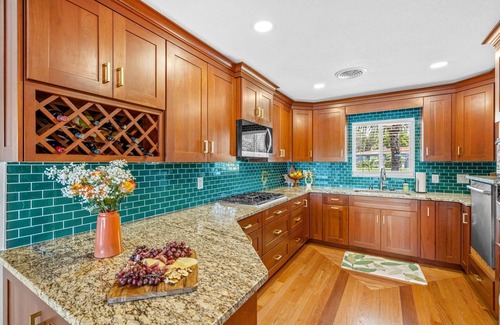 Tropic House | Mango Shores: Trendy Riverfront House w/Game Room, Speakeasy & Pool!