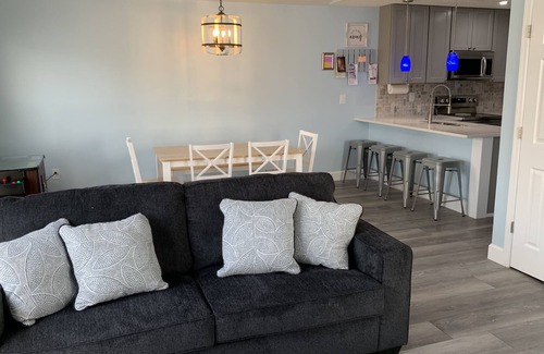 Sneads Ferry House | Mango Tango -Oceanview, sound access, pet friendly(with fee) + linens