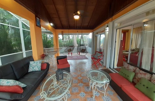 Lake Worth Corridor House | Mangoe room with shared bathroom in shared home