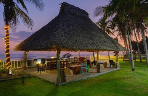 Mizata House | Mangomar Beach House
