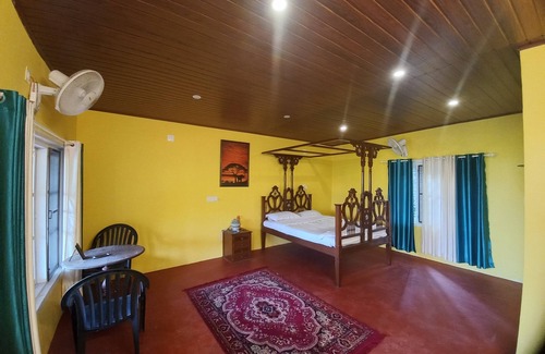 Mananthavady Cottage | Manikkal Bungalow Uphill Cottage Large