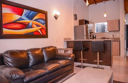 El Poblado Apartment | Manilla House