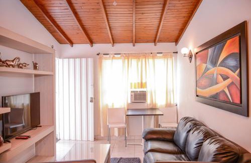 El Poblado Apartment | Manilla House