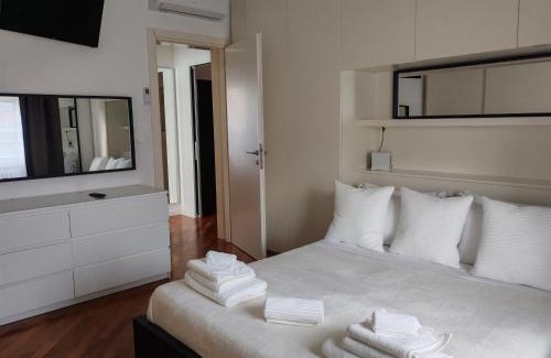 Pescara Apartment | Manin Private SPA, Luxury Apartment very close to the sea, with beach umbrella and deckchairs included
