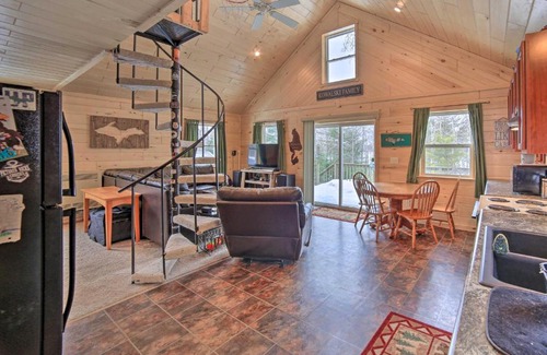 Steuben House | Manistique Cabin with Grill - Near Thunder Lake