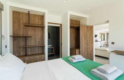 Lefktron Villa | Manitennisvillas