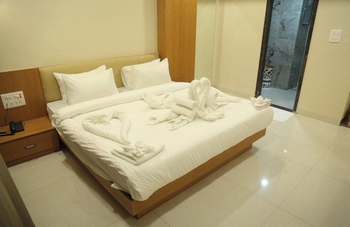 Burhanpur Hotel | Mann Holiday Resort