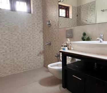 Chirayinkil Ski Chalet | MANNAT VILLA