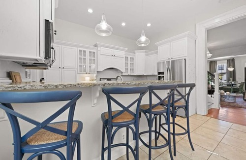 Covington House | MannequinOnMain | Covington