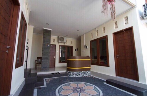 Dewi Sri Apartment | manoa guest house