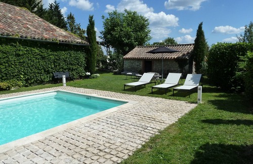 Saint-Antonin Noble Val House | Manoir d'Anglars in Montpalach Saint-Antonin-Noble-Val, guaranteed relaxation!