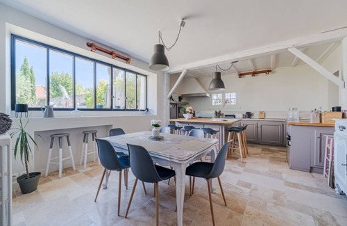 Saint-Martin-le-Beau House | Manoir de la Bergeronnerie, 5 bedrooms, swimming pool, 10 minutes from Amboise