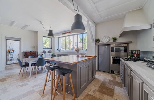 Saint-Martin-le-Beau House | Manoir de la Bergeronnerie, 5 bedrooms, swimming pool, 10 minutes from Amboise