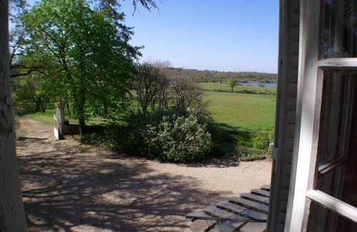 Nuret-le-Ferron Bed & Breakfast | Manoir de la Loge
