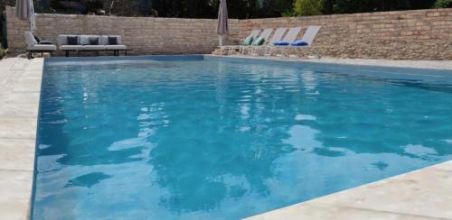 Rully House | Manoir de Puyval