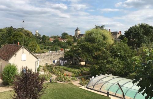 Huisseau-sur-Cosson Bed & Breakfast | Manoir le Bout du Pont