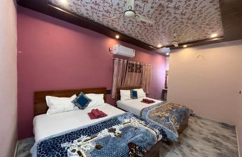 Kamalapur House | Manoj Homestay Hampi