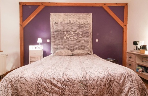 Saint-Maurice House | MANON'S BEDROOM