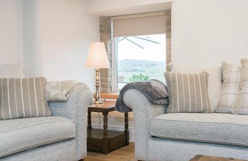 Litton House | Manor Cottage