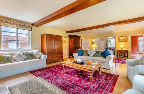 Tunstead House | Manor Farm House