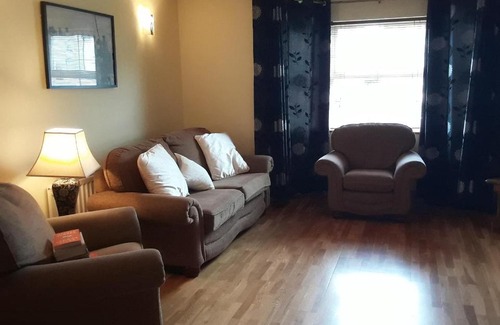 Manorhamilton House | Manor Holiday Home-Sleeps 8