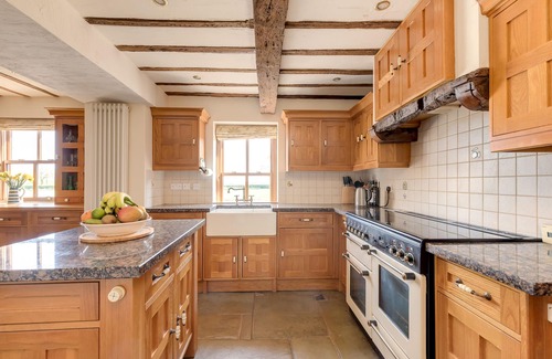 Whitestake House | Manor House Farm