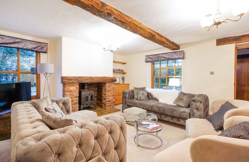 Whitestake House | Manor House Farm