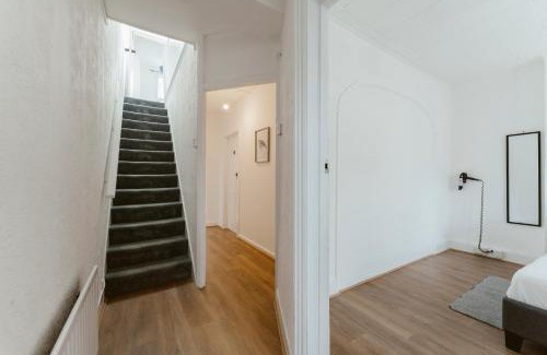 Seven Sisters House | Manor House Great Rooms to Stay