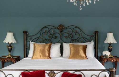Norfolk Bed & Breakfast | Manor House Inn