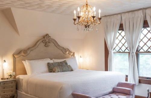 Norfolk Bed & Breakfast | Manor House Inn