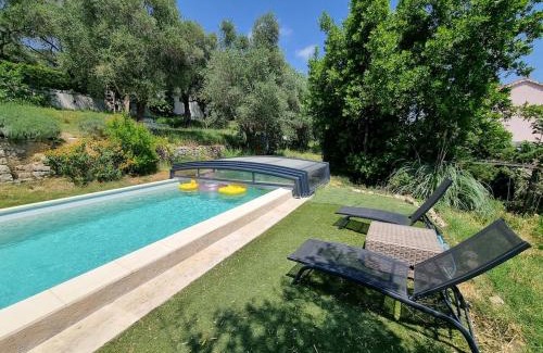 Le Tignet Villa | Manor house with pool