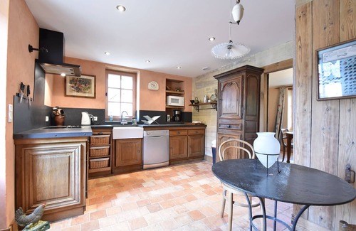 Ponts sur Seulles Villa | Manor in Normandy with Spa and Pool