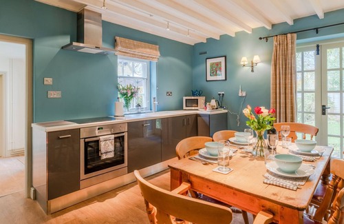 Paxford Cottage | Manor Lodge Cottage - sleeps 4 guests in 2 bedrooms