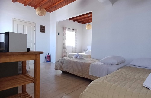 Mykonos House | Manos Rooms