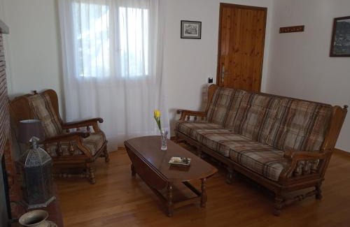 Tripi House | manousi 2 - First floor