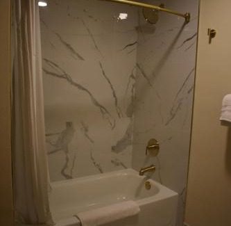 Port Townsend Hotel | Manresa Castle