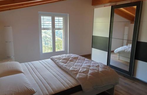 Valcolla Apartment | Mansarda/Loft open space